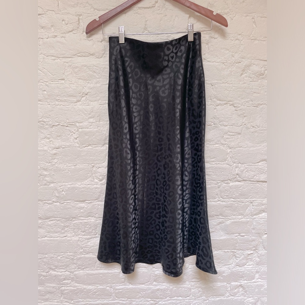Black midi skirt satin leopard print small